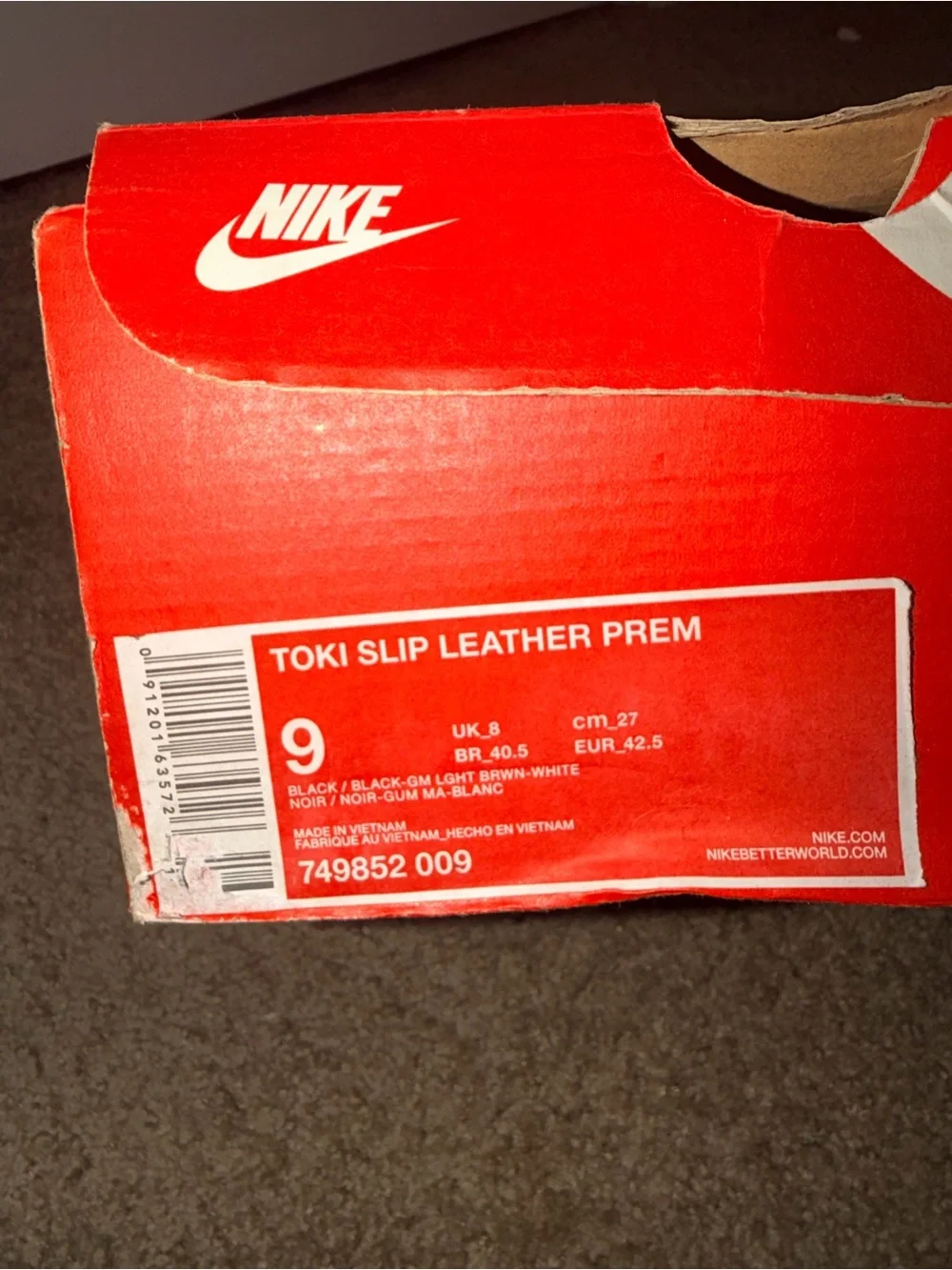 Nike clean classic